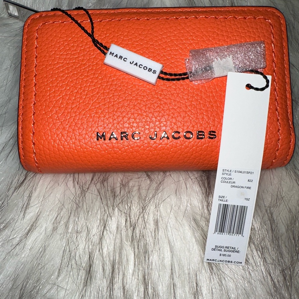 NWT Marc Jacobs wallet (medium) - Picture 9 of 11
